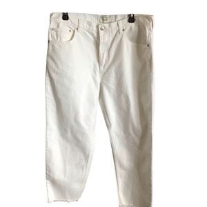 Triarchy white jeans crop pants SZ 32 cotton blend frayed hem button fly